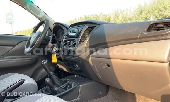 Ra Imported Mitsubishi L200 funfun Ọkọ̀ in Import - Dubai ni Ashanti Ra Imported Mitsubishi L200 funfun Ọkọ̀ in Import - Dubai ni Ashanti