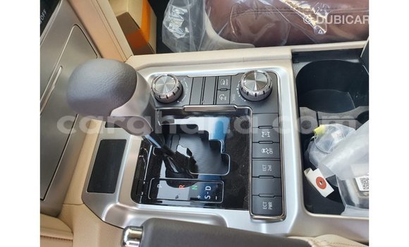 Buy Import Toyota Land Cruiser White Car in Import - Dubai in Ashanti Buy Import Toyota Land Cruiser White Car in Import - Dubai in Ashanti