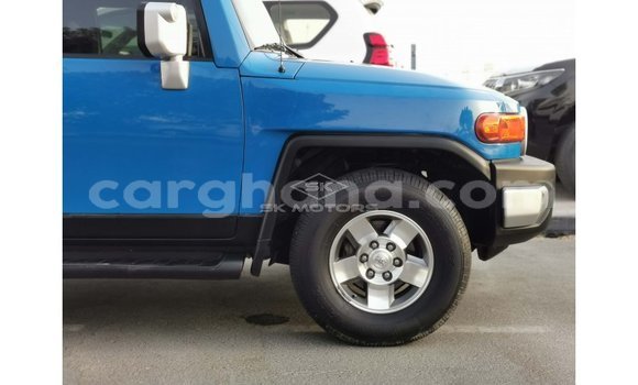 Ra Imported Toyota FJ Cruiser Blue Ọkọ̀ in Import - Dubai ni Ashanti Ra Imported Toyota FJ Cruiser Blue Ọkọ̀ in Import - Dubai ni Ashanti