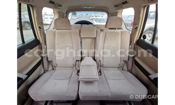 Sayi Imported Toyota Prado White Mota in Import - Dubai a Ashanti Sayi Imported Toyota Prado White Mota in Import - Dubai a Ashanti