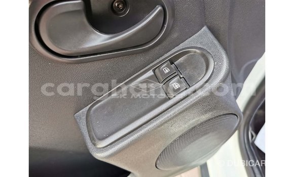 Buy Import Renault Duster White Car in Import - Dubai in Ashanti Buy Import Renault Duster White Car in Import - Dubai in Ashanti