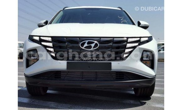 Buy Import Hyundai Tucson White Car in Import - Dubai in Ashanti Buy Import Hyundai Tucson White Car in Import - Dubai in Ashanti