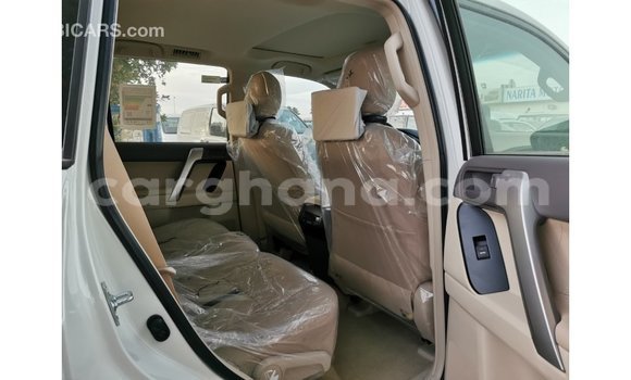 Sayi Imported Toyota Prado White Mota in Import - Dubai a Ashanti Sayi Imported Toyota Prado White Mota in Import - Dubai a Ashanti