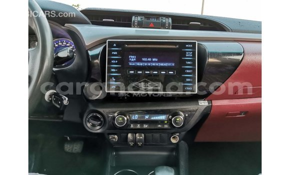 Sayi Imported Toyota Hilux White Mota in Import - Dubai a Ashanti Sayi Imported Toyota Hilux White Mota in Import - Dubai a Ashanti