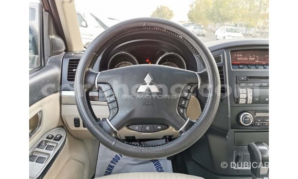 Sayi Imported Mitsubishi Pajero White Mota in Import - Dubai a Ashanti Sayi Imported Mitsubishi Pajero White Mota in Import - Dubai a Ashanti