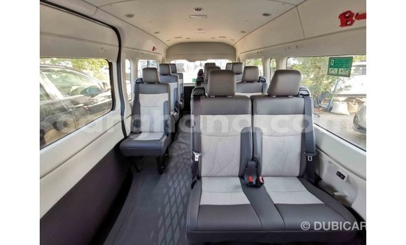 Sayi Imported Toyota Hiace White Mota in Import - Dubai a Ashanti Sayi Imported Toyota Hiace White Mota in Import - Dubai a Ashanti