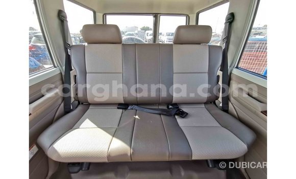 Buy Import Toyota Land Cruiser White Car in Import - Dubai in Ashanti Buy Import Toyota Land Cruiser White Car in Import - Dubai in Ashanti