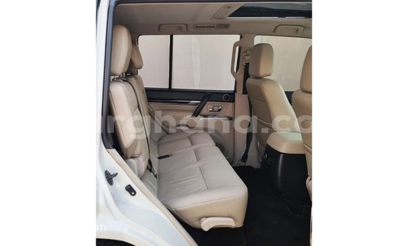 Buy Import Mitsubishi Pajero White Car in Import - Dubai in Ashanti Buy Import Mitsubishi Pajero White Car in Import - Dubai in Ashanti