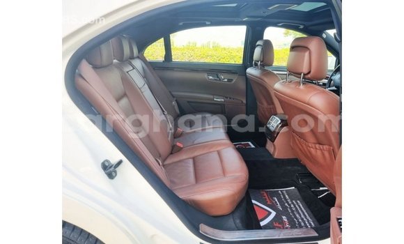 Ra Imported Mercedes-Benz A200 funfun Ọkọ̀ in Import - Dubai ni Ashanti Ra Imported Mercedes-Benz A200 funfun Ọkọ̀ in Import - Dubai ni Ashanti