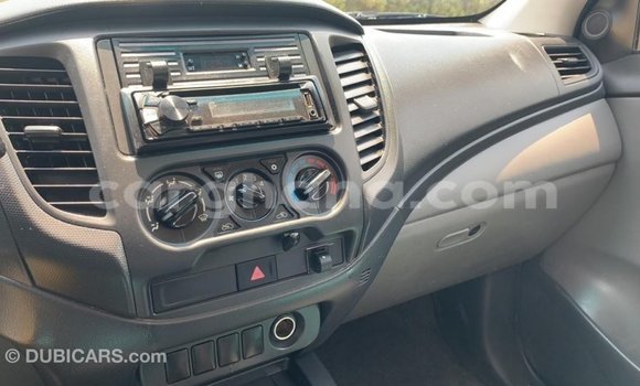 Buy Import Mitsubishi L200 White Car in Import - Dubai in Ashanti Buy Import Mitsubishi L200 White Car in Import - Dubai in Ashanti