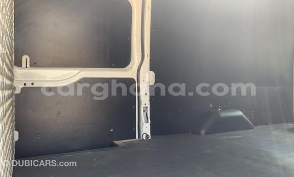 Sayi Imported FORD MUSTANG White Mota in Import - Dubai a Ashanti Sayi Imported FORD MUSTANG White Mota in Import - Dubai a Ashanti