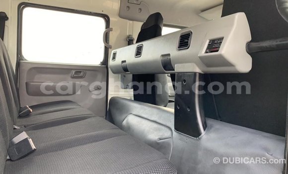 Ra Imported Mitsubishi i funfun Ọkọ̀ in Import - Dubai ni Ashanti Ra Imported Mitsubishi i funfun Ọkọ̀ in Import - Dubai ni Ashanti