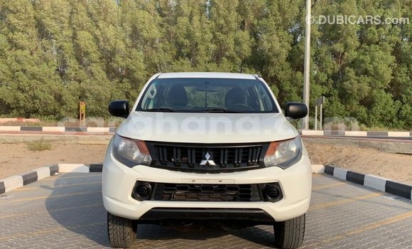 Buy Import Mitsubishi L200 White Car in Import - Dubai in Ashanti Buy Import Mitsubishi L200 White Car in Import - Dubai in Ashanti