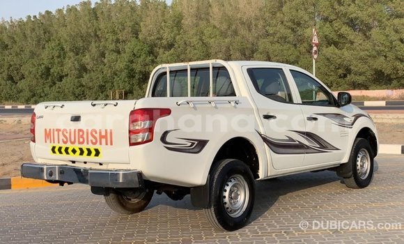 Buy Import Mitsubishi L200 White Car in Import - Dubai in Ashanti Buy Import Mitsubishi L200 White Car in Import - Dubai in Ashanti