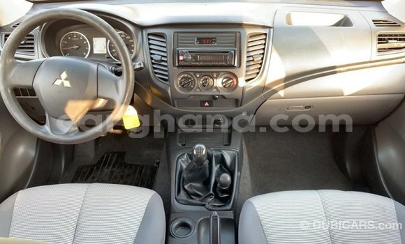 Buy Import Mitsubishi L200 White Car in Import - Dubai in Ashanti Buy Import Mitsubishi L200 White Car in Import - Dubai in Ashanti