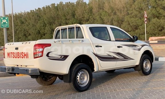 Ra Imported Mitsubishi L200 funfun Ọkọ̀ in Import - Dubai ni Ashanti Ra Imported Mitsubishi L200 funfun Ọkọ̀ in Import - Dubai ni Ashanti
