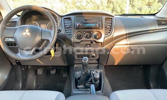 Ra Imported Mitsubishi L200 funfun Ọkọ̀ in Import - Dubai ni Ashanti Ra Imported Mitsubishi L200 funfun Ọkọ̀ in Import - Dubai ni Ashanti