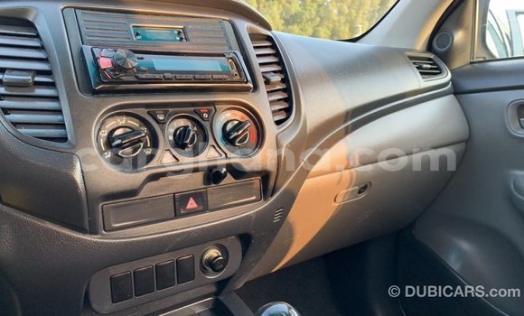 Ra Imported Mitsubishi L200 funfun Ọkọ̀ in Import - Dubai ni Ashanti Ra Imported Mitsubishi L200 funfun Ọkọ̀ in Import - Dubai ni Ashanti