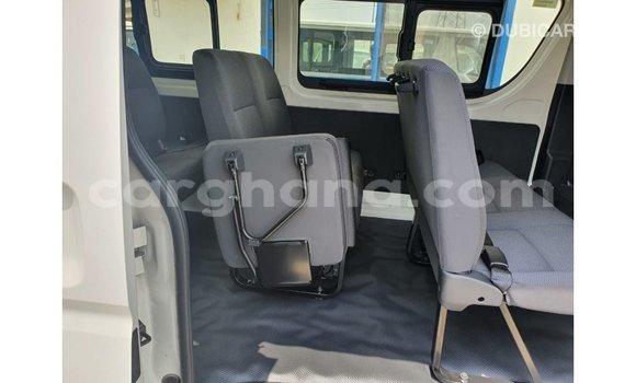 Sayi Imported Toyota Hiace White Mota in Import - Dubai a Ashanti Sayi Imported Toyota Hiace White Mota in Import - Dubai a Ashanti