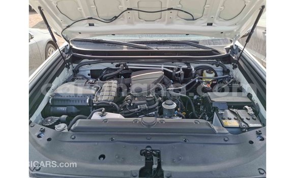 Buy Import Toyota Prado White Car in Import - Dubai in Ashanti Buy Import Toyota Prado White Car in Import - Dubai in Ashanti