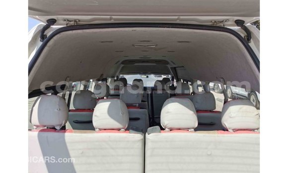 Buy Import Toyota Hiace White Car in Import - Dubai in Ashanti Buy Import Toyota Hiace White Car in Import - Dubai in Ashanti