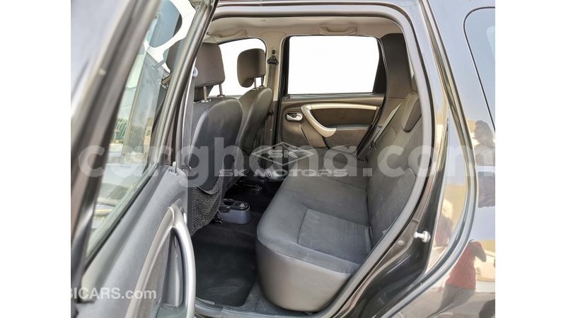 Big with watermark renault duster ashanti import dubai 34805