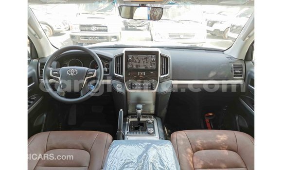 Sayi Imported Toyota Land Cruiser Green Mota in Import - Dubai a Ashanti Sayi Imported Toyota Land Cruiser Green Mota in Import - Dubai a Ashanti