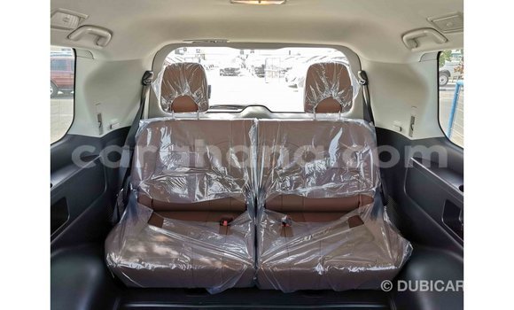 Sayi Imported Toyota Land Cruiser Green Mota in Import - Dubai a Ashanti Sayi Imported Toyota Land Cruiser Green Mota in Import - Dubai a Ashanti