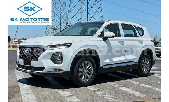 Sayi Imported Hyundai Santa Fe White Mota in Import - Dubai a Ashanti Sayi Imported Hyundai Santa Fe White Mota in Import - Dubai a Ashanti