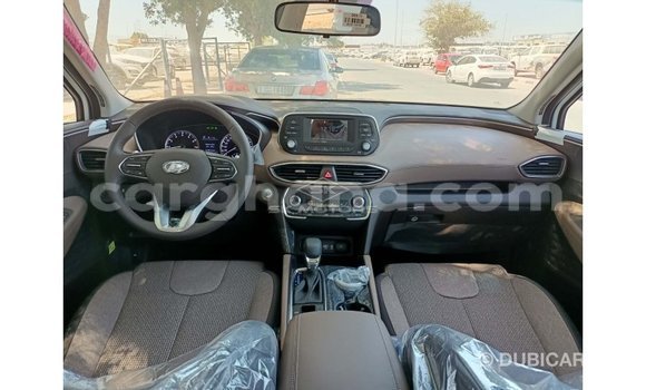 Sayi Imported Hyundai Santa Fe White Mota in Import - Dubai a Ashanti Sayi Imported Hyundai Santa Fe White Mota in Import - Dubai a Ashanti