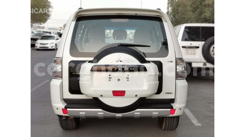 Big with watermark mitsubishi pajero ashanti import dubai 34823