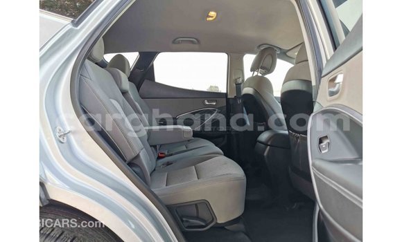 Buy Import Hyundai Santa Fe Other Car in Import - Dubai in Ashanti Buy Import Hyundai Santa Fe Other Car in Import - Dubai in Ashanti