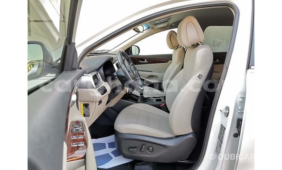 Buy Import Kia Sorento White Car in Import - Dubai in Ashanti Buy Import Kia Sorento White Car in Import - Dubai in Ashanti