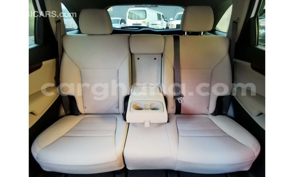 Buy Import Kia Sorento White Car in Import - Dubai in Ashanti Buy Import Kia Sorento White Car in Import - Dubai in Ashanti