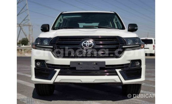 Buy Import Toyota Land Cruiser White Car in Import - Dubai in Ashanti Buy Import Toyota Land Cruiser White Car in Import - Dubai in Ashanti