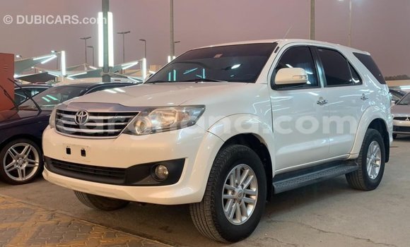 Ra Imported Toyota Fortuner funfun Ọkọ̀ in Import - Dubai ni Ashanti Ra Imported Toyota Fortuner funfun Ọkọ̀ in Import - Dubai ni Ashanti