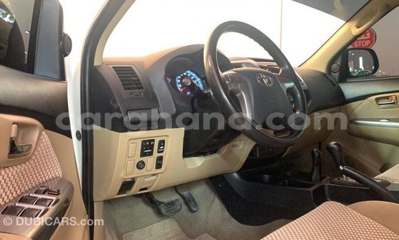 Ra Imported Toyota Fortuner funfun Ọkọ̀ in Import - Dubai ni Ashanti Ra Imported Toyota Fortuner funfun Ọkọ̀ in Import - Dubai ni Ashanti