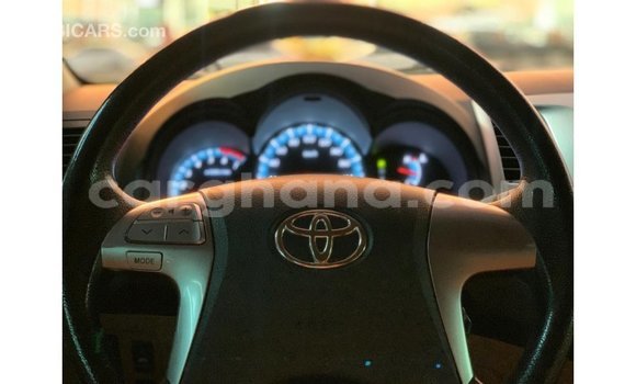 Ra Imported Toyota Fortuner funfun Ọkọ̀ in Import - Dubai ni Ashanti Ra Imported Toyota Fortuner funfun Ọkọ̀ in Import - Dubai ni Ashanti