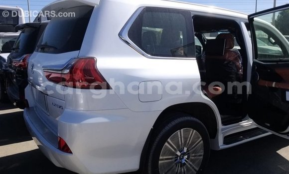 Ra Imported Lexus LX funfun Ọkọ̀ in Import - Dubai ni Ashanti Ra Imported Lexus LX funfun Ọkọ̀ in Import - Dubai ni Ashanti