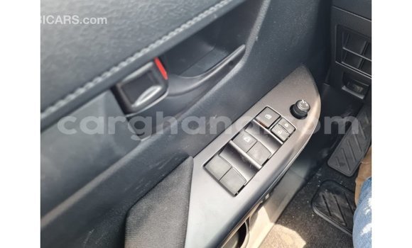 Buy Import Toyota Hilux White Car in Import - Dubai in Ashanti Buy Import Toyota Hilux White Car in Import - Dubai in Ashanti