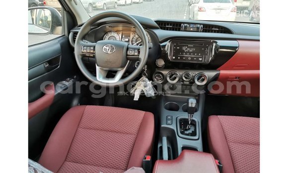 Ra Imported Toyota Hilux funfun Ọkọ̀ in Import - Dubai ni Ashanti Ra Imported Toyota Hilux funfun Ọkọ̀ in Import - Dubai ni Ashanti