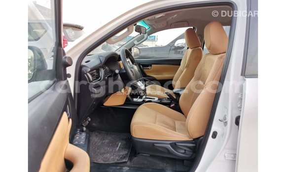 Buy Import Toyota Fortuner White Car in Import - Dubai in Ashanti Buy Import Toyota Fortuner White Car in Import - Dubai in Ashanti
