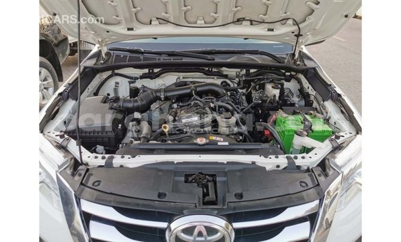 Buy Import Toyota Fortuner White Car in Import - Dubai in Ashanti Buy Import Toyota Fortuner White Car in Import - Dubai in Ashanti