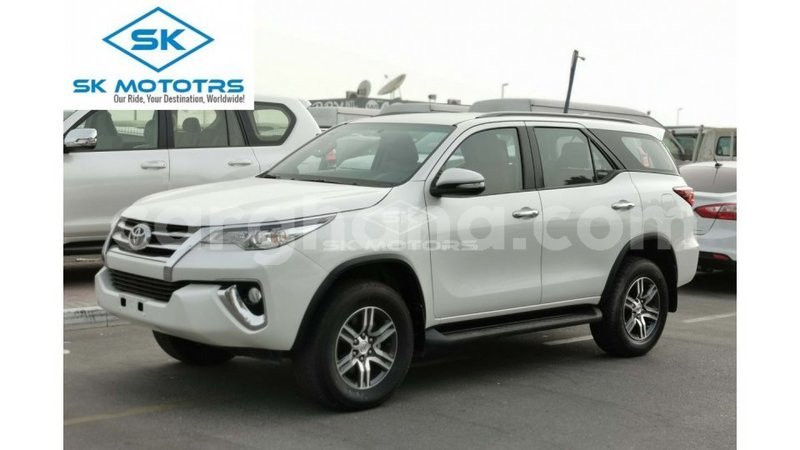 Big with watermark toyota fortuner ashanti import dubai 34930