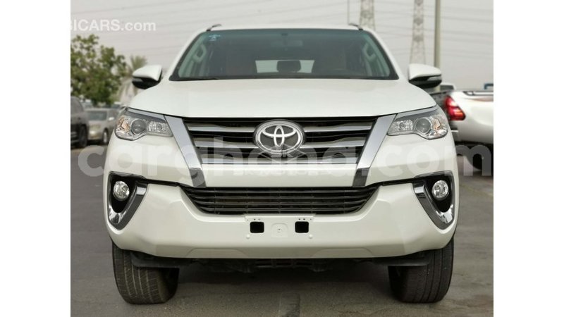 Big with watermark toyota fortuner ashanti import dubai 34930