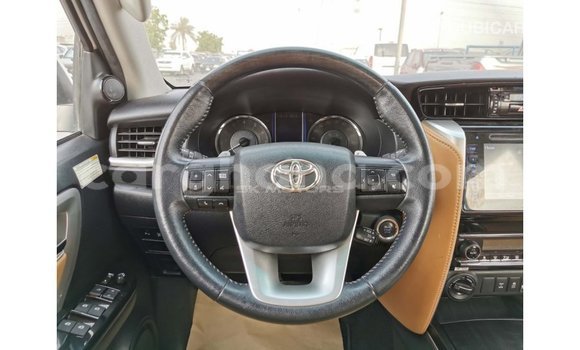 Ra Imported Toyota Fortuner funfun Ọkọ̀ in Import - Dubai ni Ashanti Ra Imported Toyota Fortuner funfun Ọkọ̀ in Import - Dubai ni Ashanti
