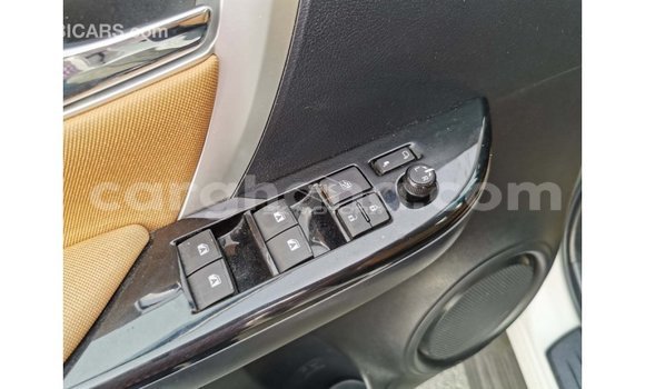 Ra Imported Toyota Fortuner funfun Ọkọ̀ in Import - Dubai ni Ashanti Ra Imported Toyota Fortuner funfun Ọkọ̀ in Import - Dubai ni Ashanti