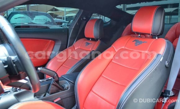 Buy Import FORD MUSTANG White Car in Import - Dubai in Ashanti Buy Import FORD MUSTANG White Car in Import - Dubai in Ashanti