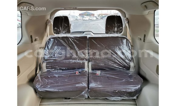 Ra Imported Toyota Land Cruiser funfun Ọkọ̀ in Import - Dubai ni Ashanti Ra Imported Toyota Land Cruiser funfun Ọkọ̀ in Import - Dubai ni Ashanti