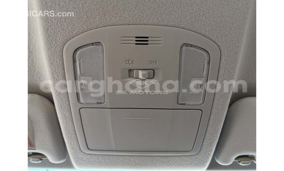 Sayi Imported Toyota Fortuner White Mota in Import - Dubai a Ashanti Sayi Imported Toyota Fortuner White Mota in Import - Dubai a Ashanti